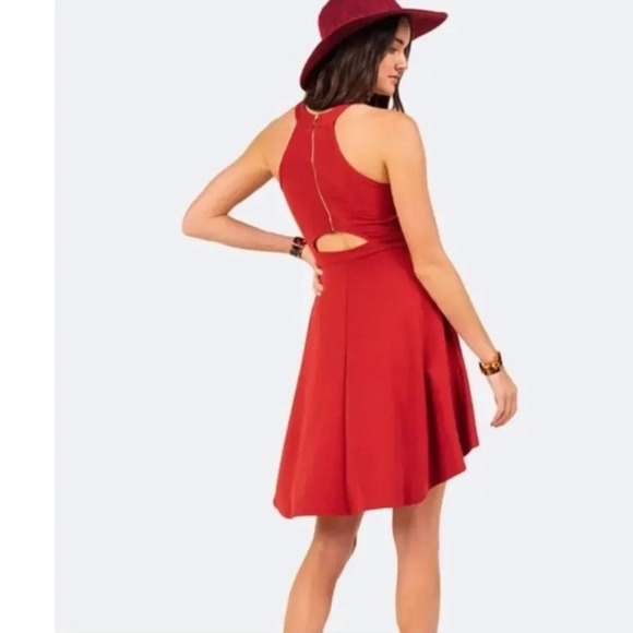 Size Large Almost Famous high neck sexy cut out back maroon red dress - Picture 2 of 6